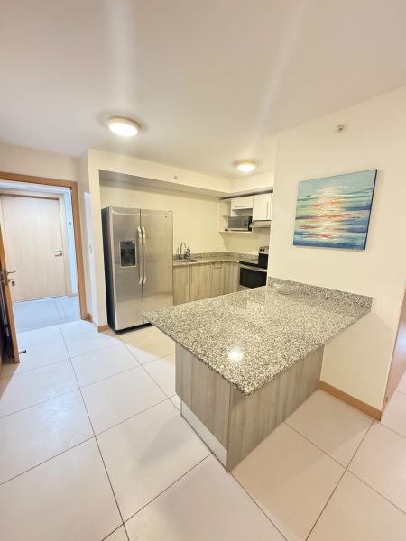 APARTAMENTO EN ALQUILER - TORRES DE HEREDIA.