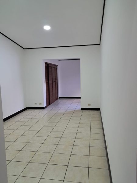 🏠 Casa en Tres Ríos, Residencial Estancia Antigua.