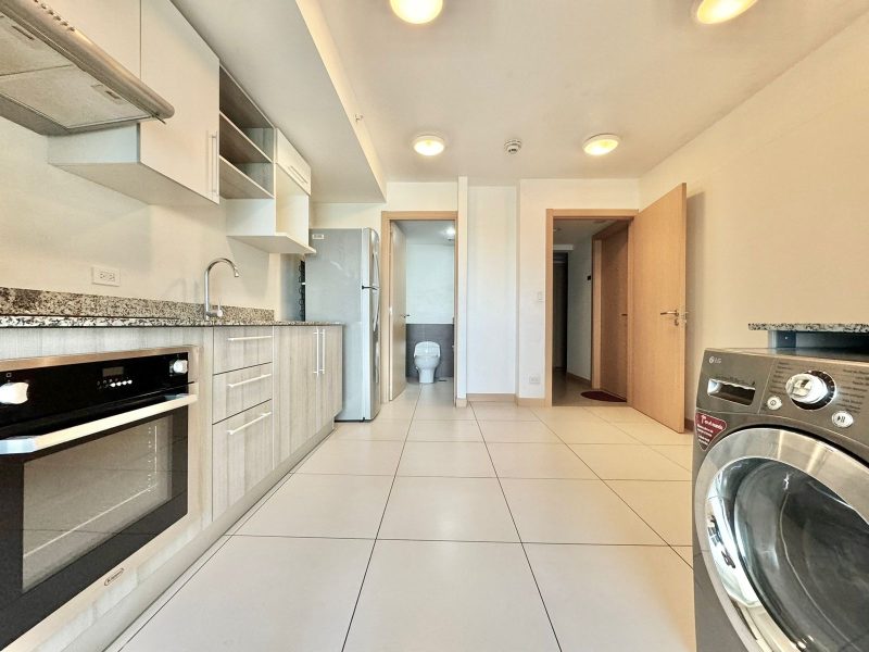 APARTAMENTO EN ALQUILER – TORRES DE HEREDIA