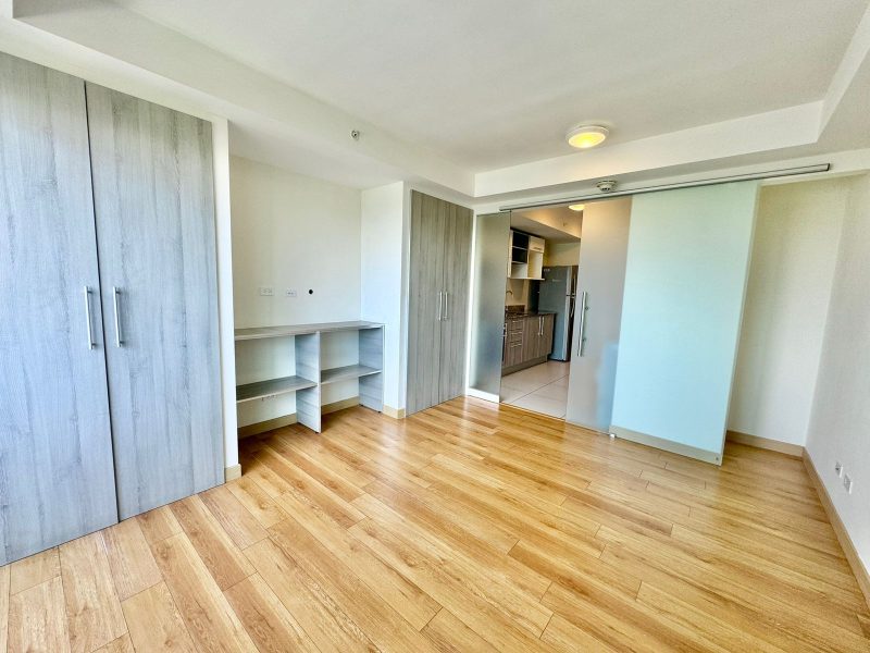 APARTAMENTO EN ALQUILER – TORRES DE HEREDIA