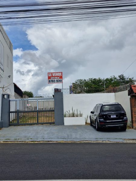 ¡SE VENDE LOTE PLANO EN YOSES SUR, ZAPOTE!